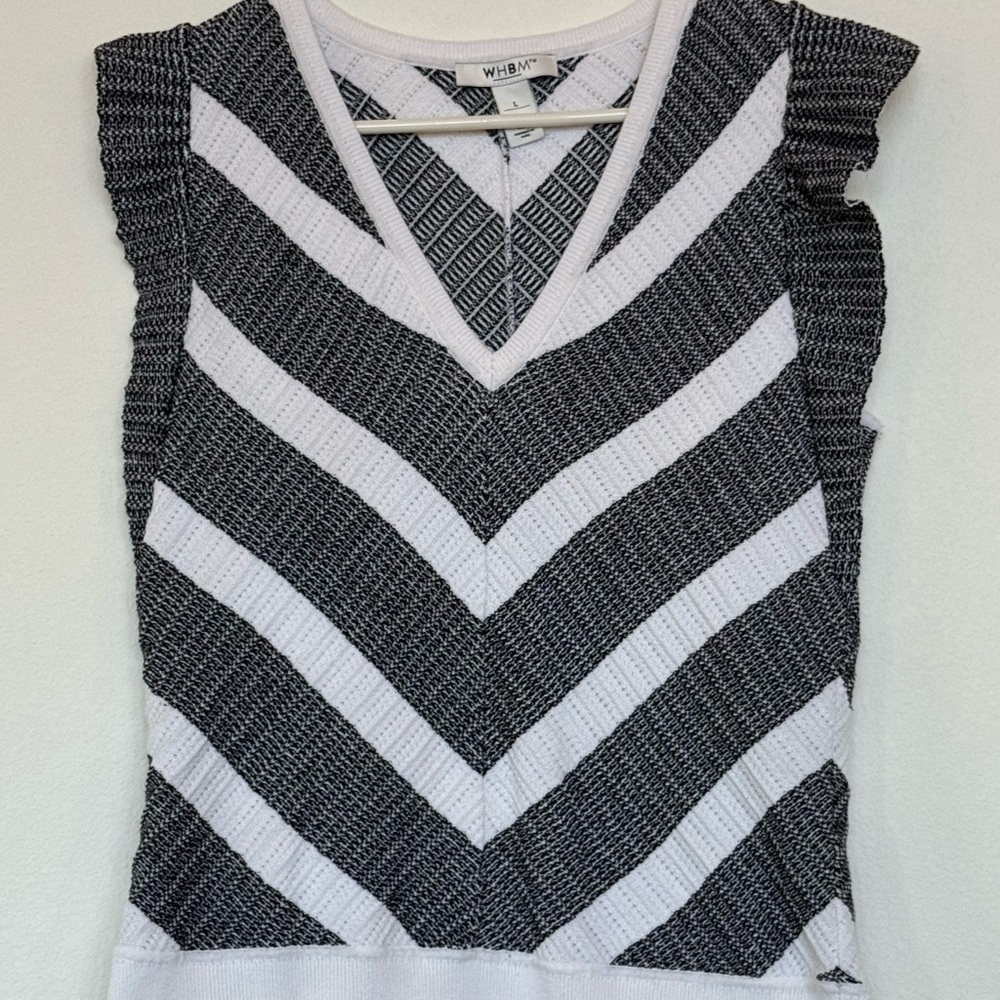 White House Black Market Black and White Chevron Tank Top